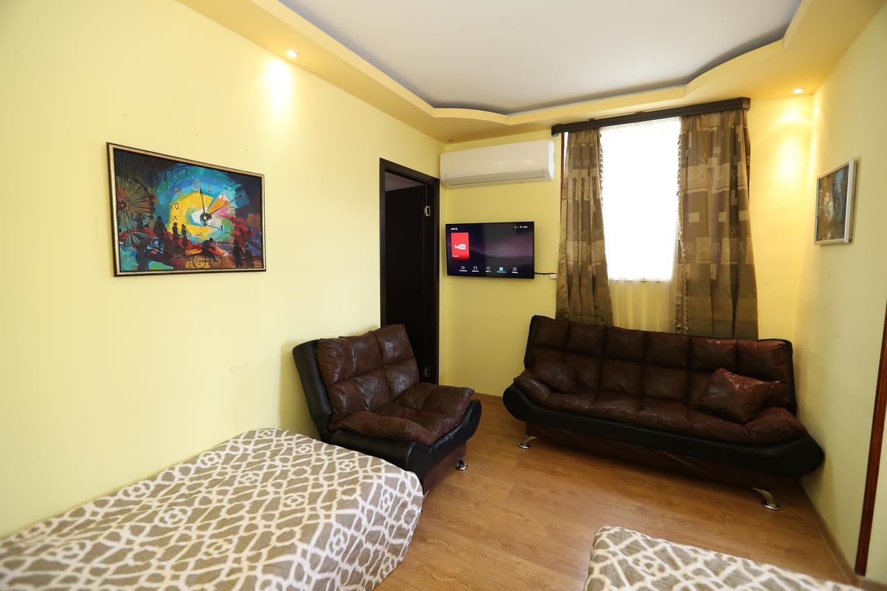 Guest House Old ティビリシ エクステリア 写真